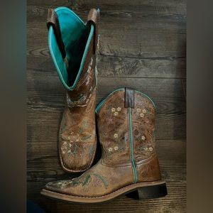 Girls cowboy boots